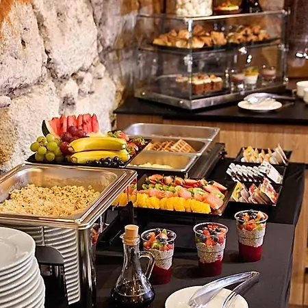 M29 Hotel